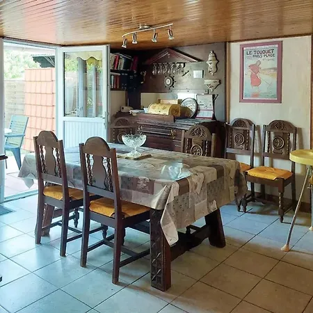 Holiday home Maison Charmante Proche De Longvilliers Avec Jardin Longvilliers (Pas-de-Calais)