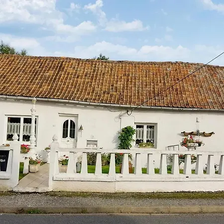 Maison Charmante Proche De Longvilliers Avec Jardin Holiday home